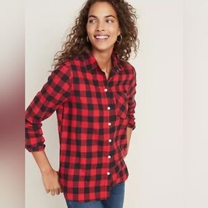Old Navy classic plaid flannel shirt